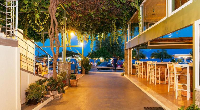 Ammoudara Beach Hotel/Apartments