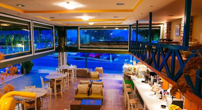 Ammoudara Beach Hotel/Apartments