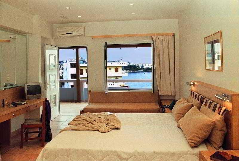 Anatoli Apartments