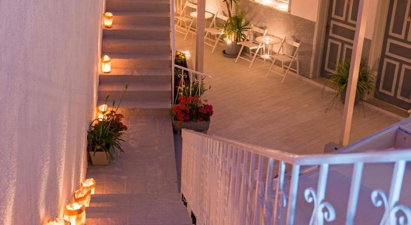 Lindos Harmony Suites
