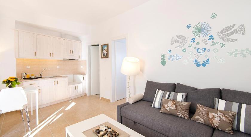 Lindos Harmony Suites