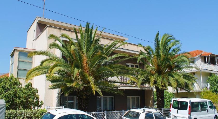 Apartamenti Katija