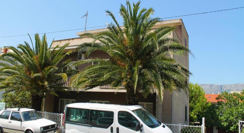 Apartamenti Katija