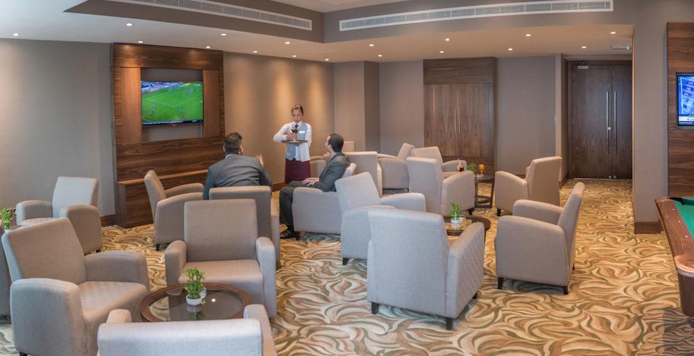Hawthorn Suites By Wyndham Abu Dhabi City Center