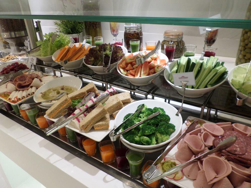 Hawthorn Suites By Wyndham Abu Dhabi City Center