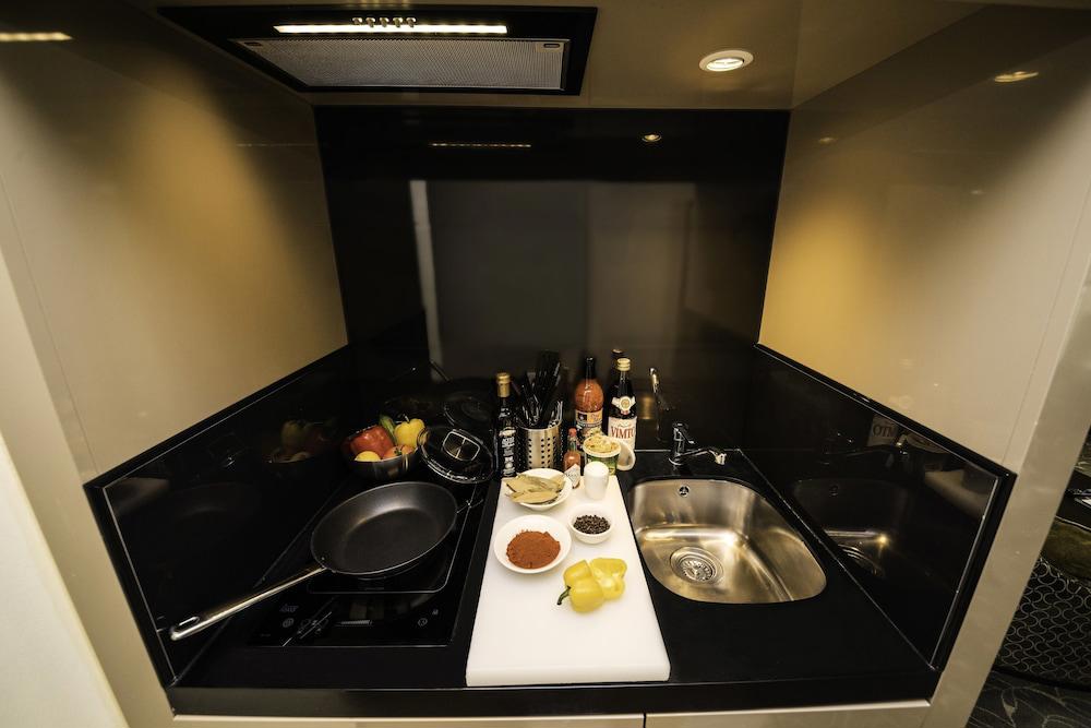 Hawthorn Suites By Wyndham Abu Dhabi City Center