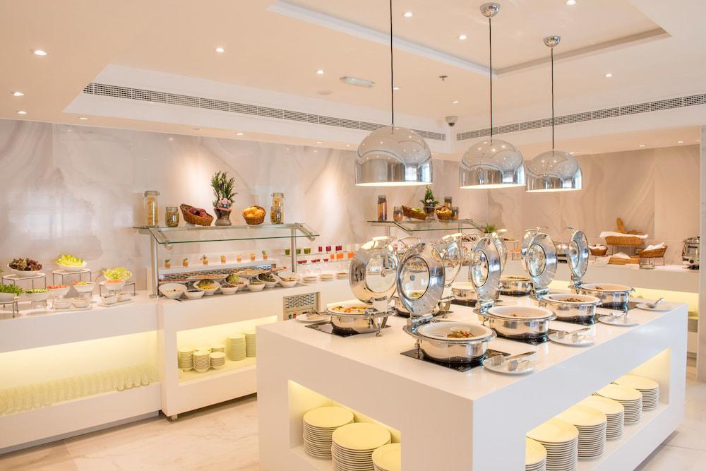 Hawthorn Suites By Wyndham Abu Dhabi City Center