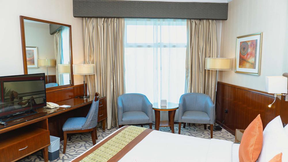 Oceanic Khorfakkan Resort & Spa