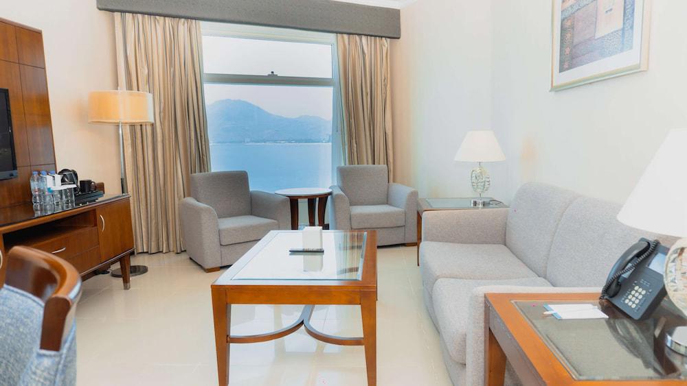 Oceanic Khorfakkan Resort & Spa