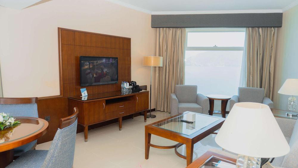 Oceanic Khorfakkan Resort & Spa