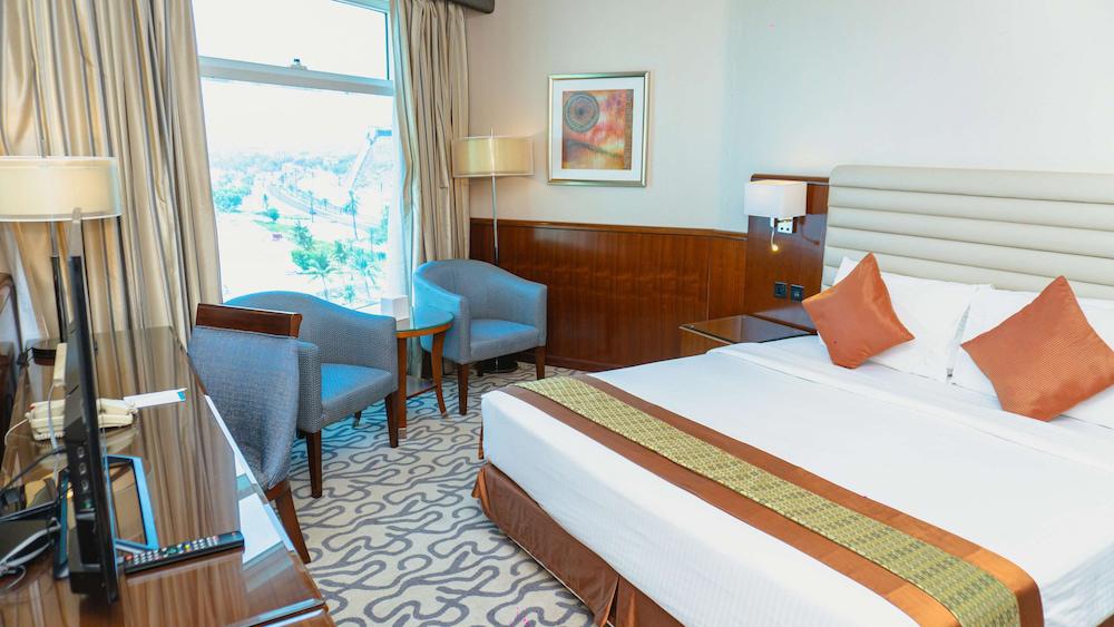 Oceanic Khorfakkan Resort & Spa