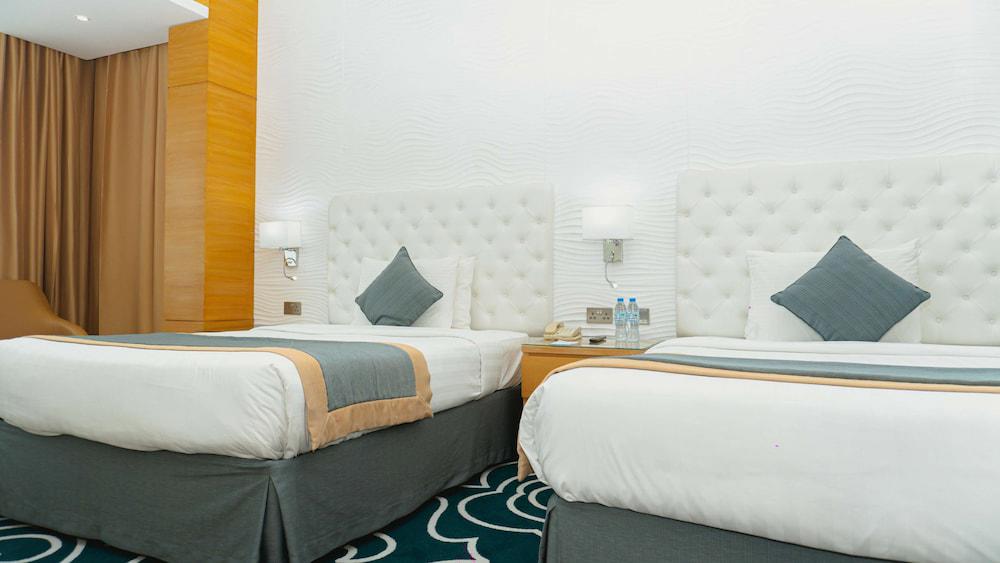 Oceanic Khorfakkan Resort & Spa