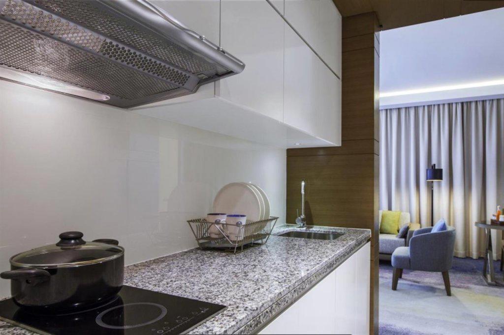 TOWERS ROTANA.