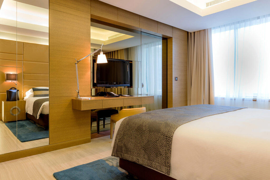 TOWERS ROTANA.