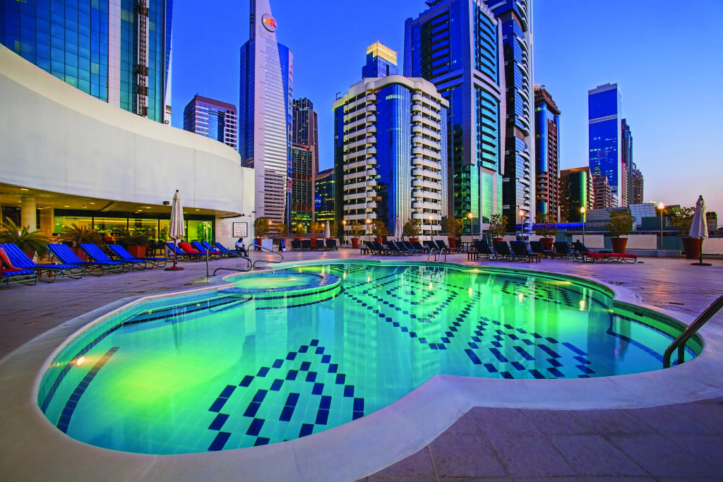 TOWERS ROTANA.