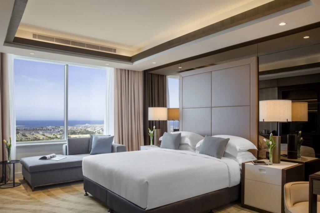 TOWERS ROTANA.