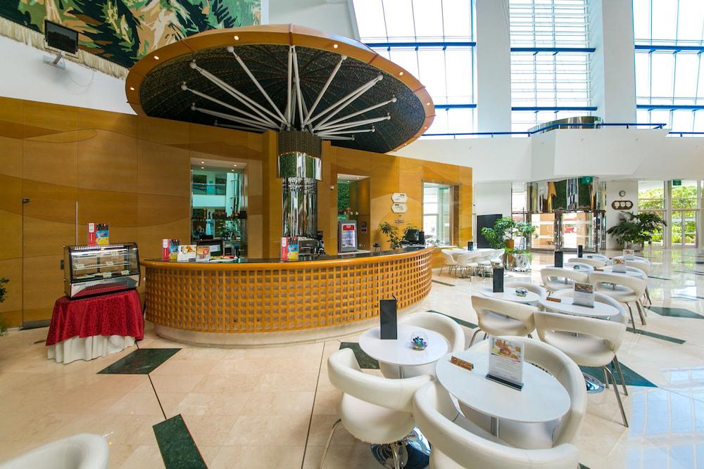 Mercure Grand Jebel Hafeet Al Ain Hotel