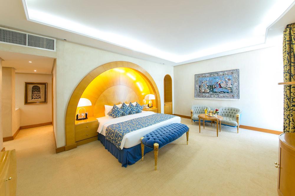 Mercure Grand Jebel Hafeet Al Ain Hotel