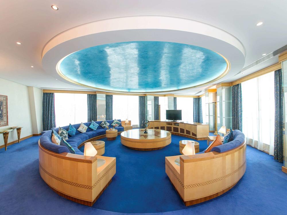 Mercure Grand Jebel Hafeet Al Ain Hotel