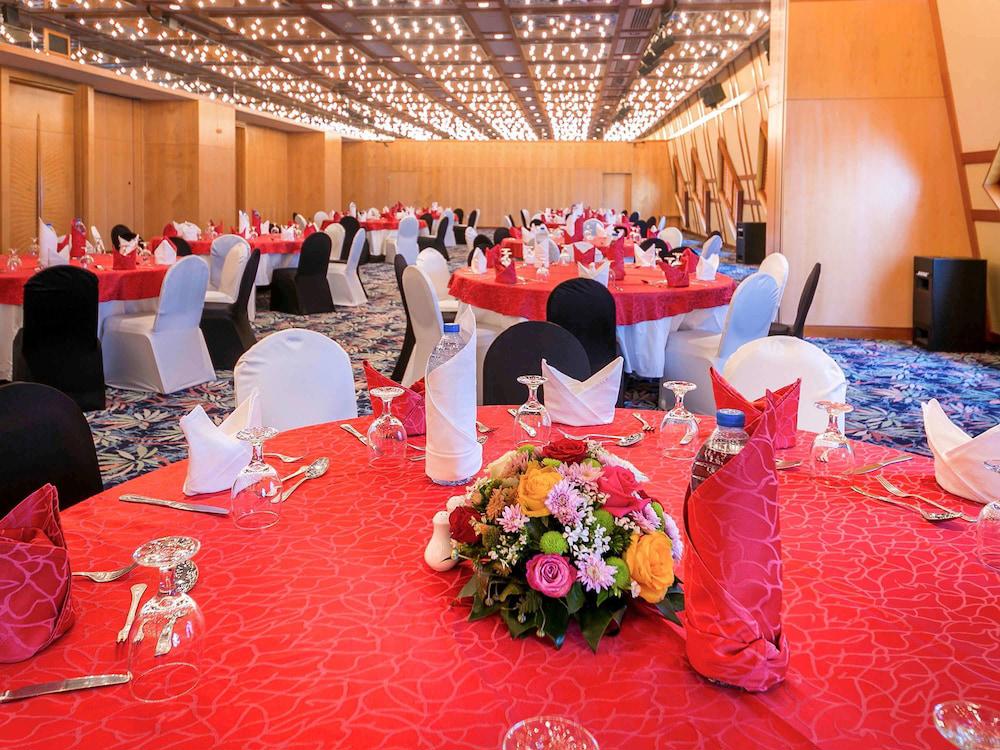Mercure Grand Jebel Hafeet Al Ain Hotel