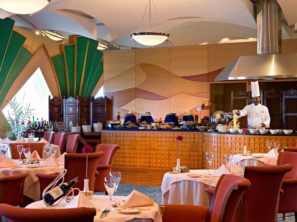 Mercure Grand Jebel Hafeet Al Ain Hotel