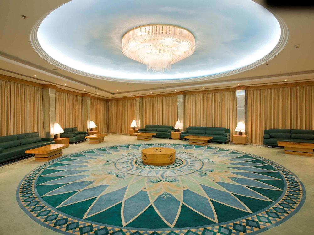 Mercure Grand Jebel Hafeet Al Ain Hotel