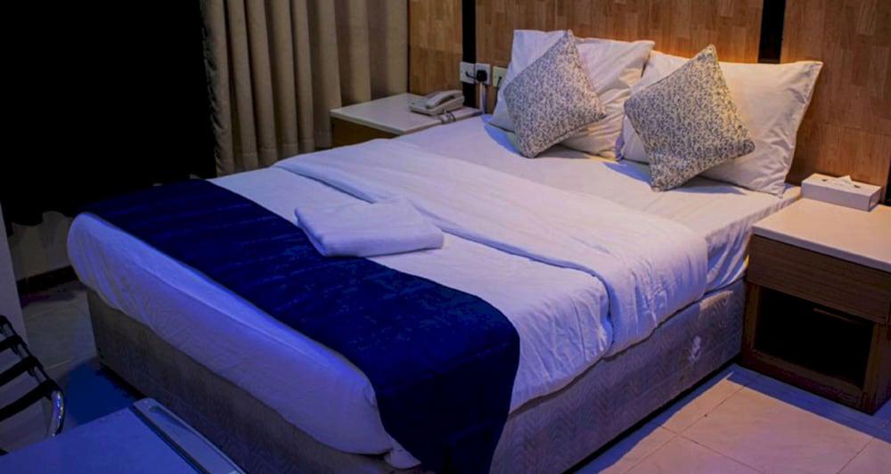 Sharjah Plaza Hotel