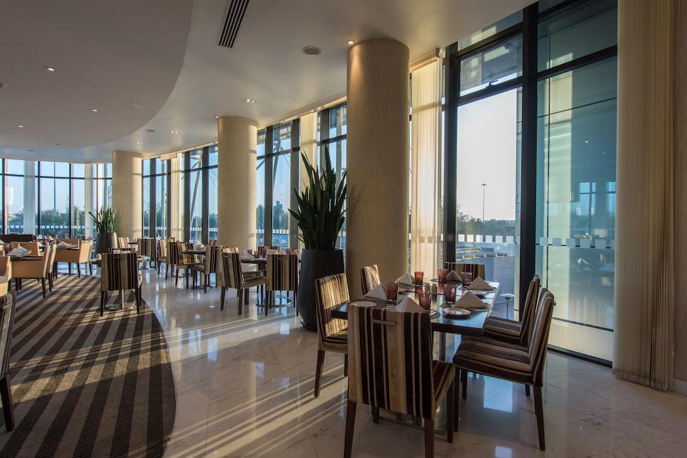 Holiday Inn Abu Dhabi