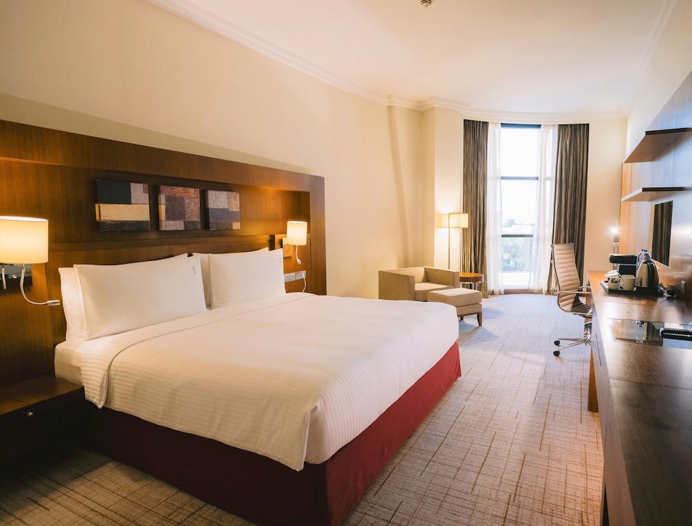 Holiday Inn Abu Dhabi