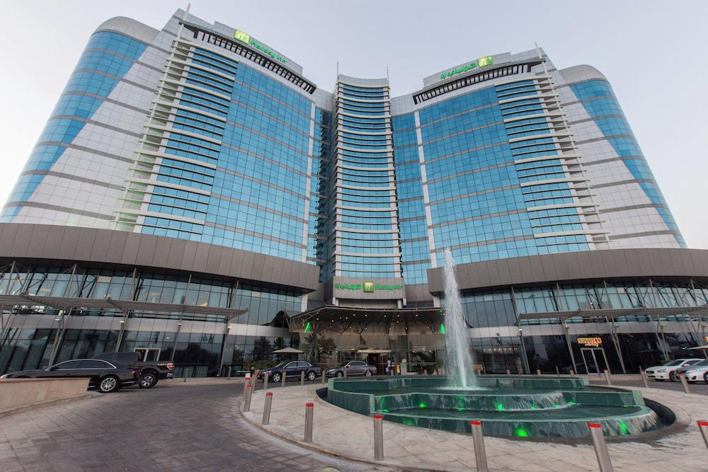 Holiday Inn Abu Dhabi
