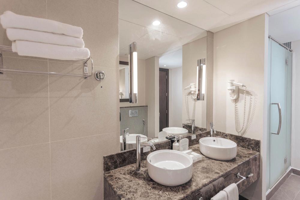 Holiday Inn Abu Dhabi