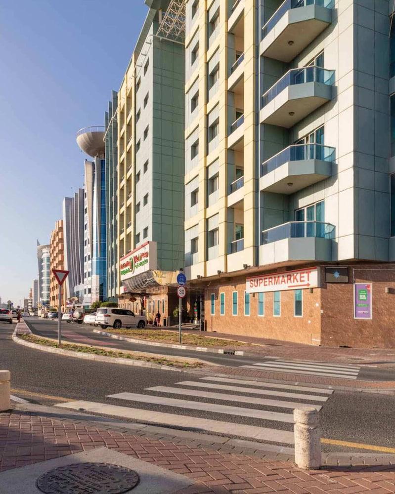 West Zone Plaza Hotel Apartments