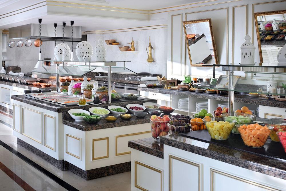 Kempinski Hotel & Residences Palm Jumeirah