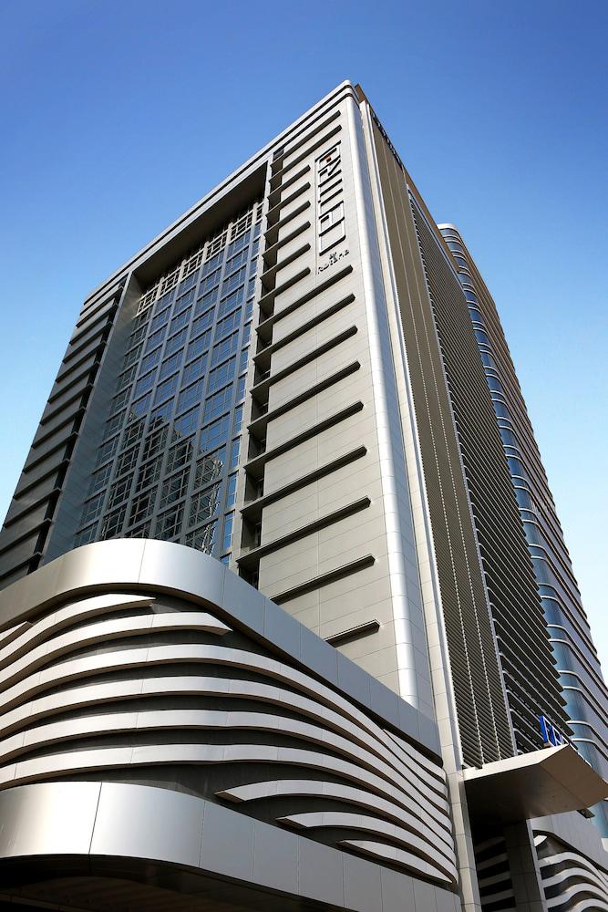 Centro Capital Centre by Rotana Hotel