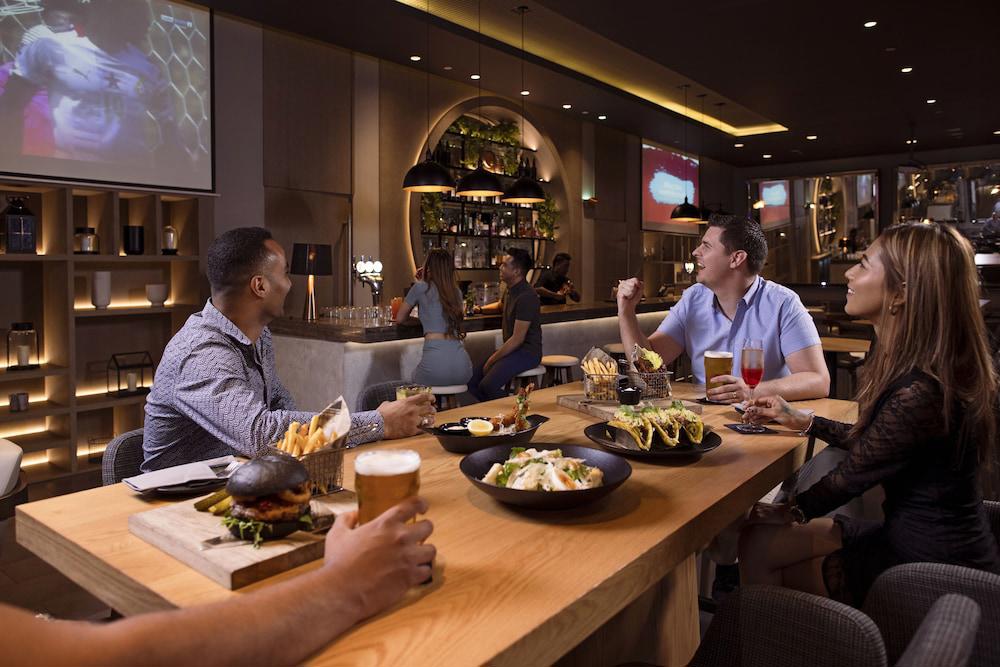 Centro Capital Centre by Rotana Hotel