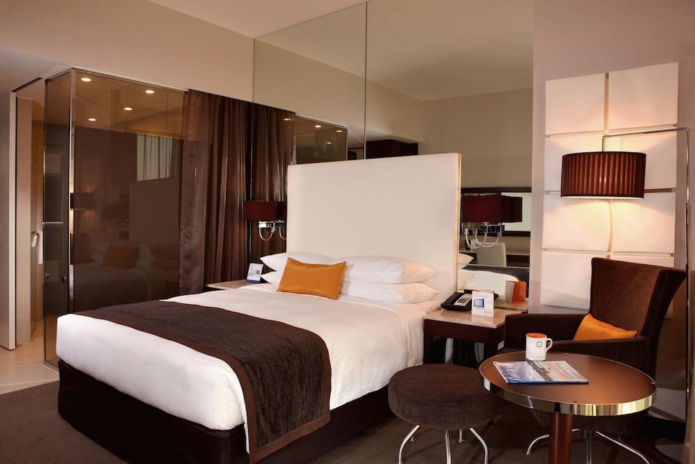 Centro Capital Centre by Rotana Hotel