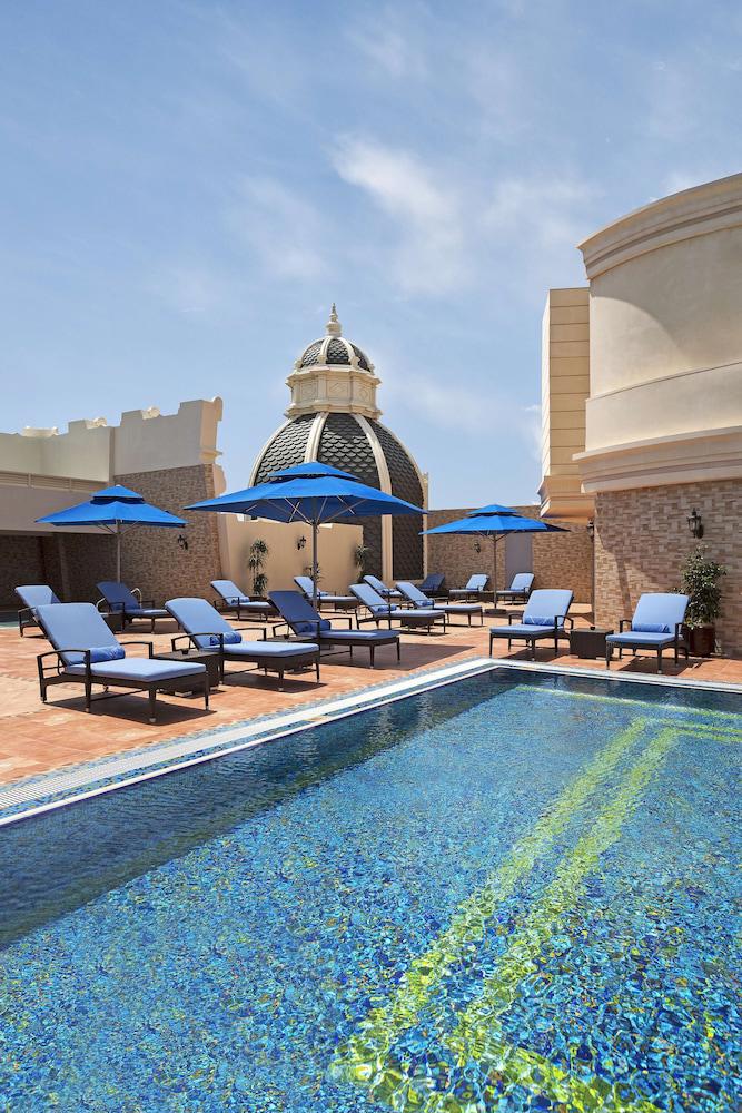 Royal Rose Hotel