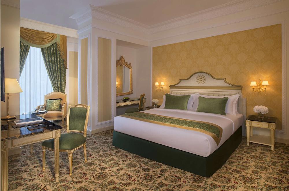 Royal Rose Hotel