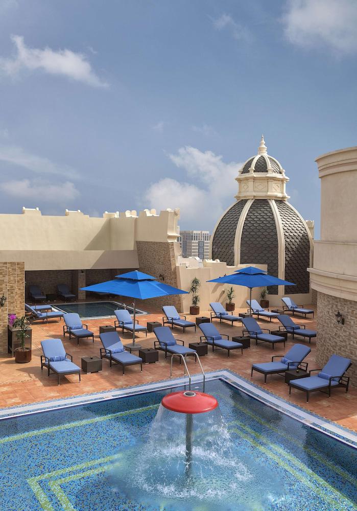 Royal Rose Hotel