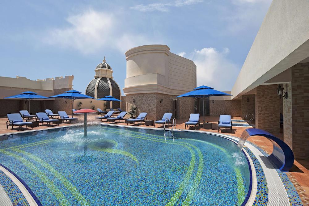 Royal Rose Hotel