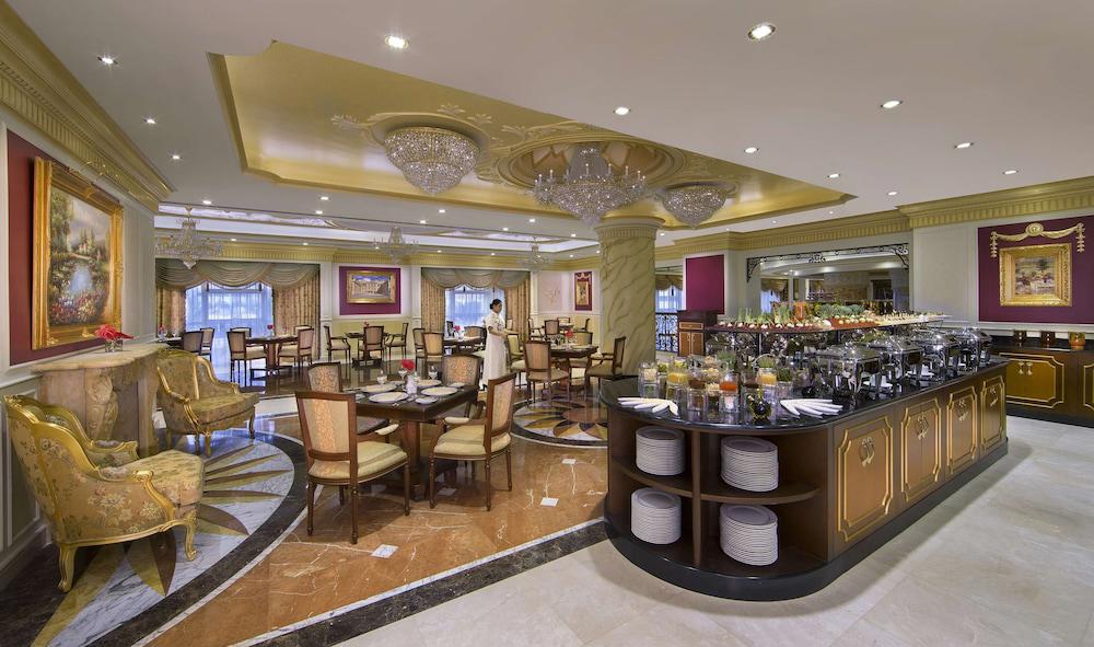 Royal Rose Hotel