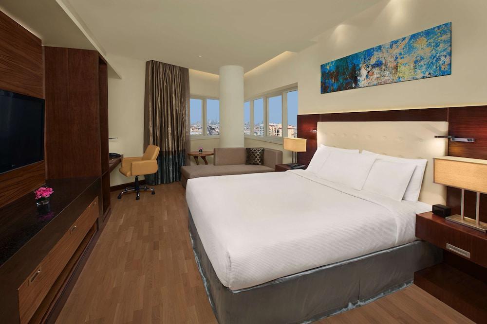 Doubletree By Hilton Hotel & Residences Dubai Al Barsha