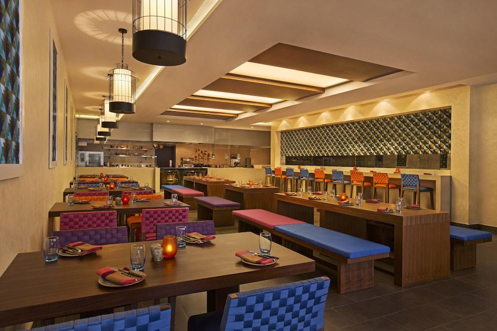 Doubletree By Hilton Hotel & Residences Dubai Al Barsha