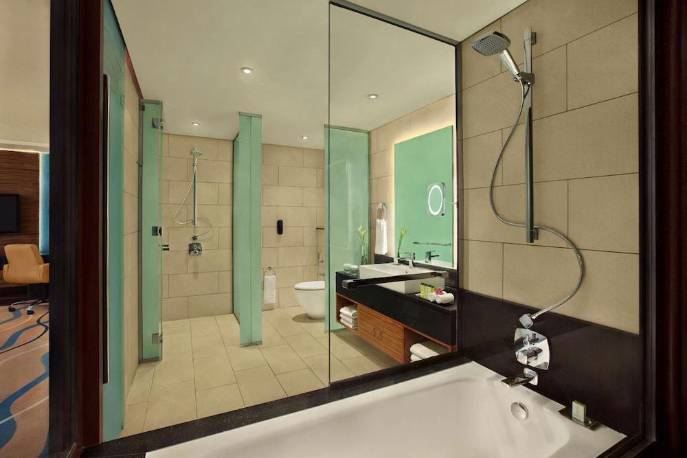 Doubletree By Hilton Hotel & Residences Dubai Al Barsha