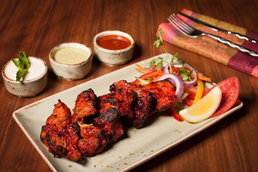 Doubletree By Hilton Hotel & Residences Dubai Al Barsha