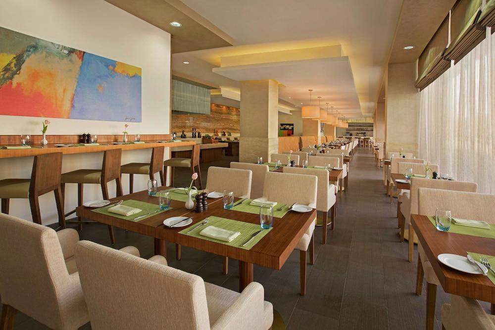 Doubletree By Hilton Hotel & Residences Dubai Al Barsha