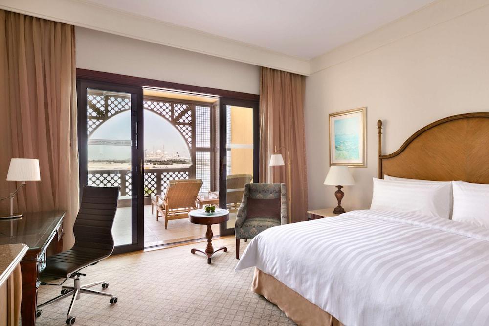 Shangri La Qaryat Al Beri