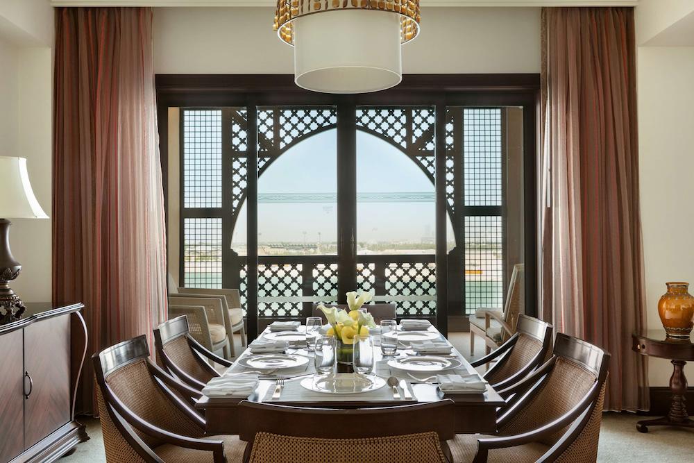 Shangri La Qaryat Al Beri