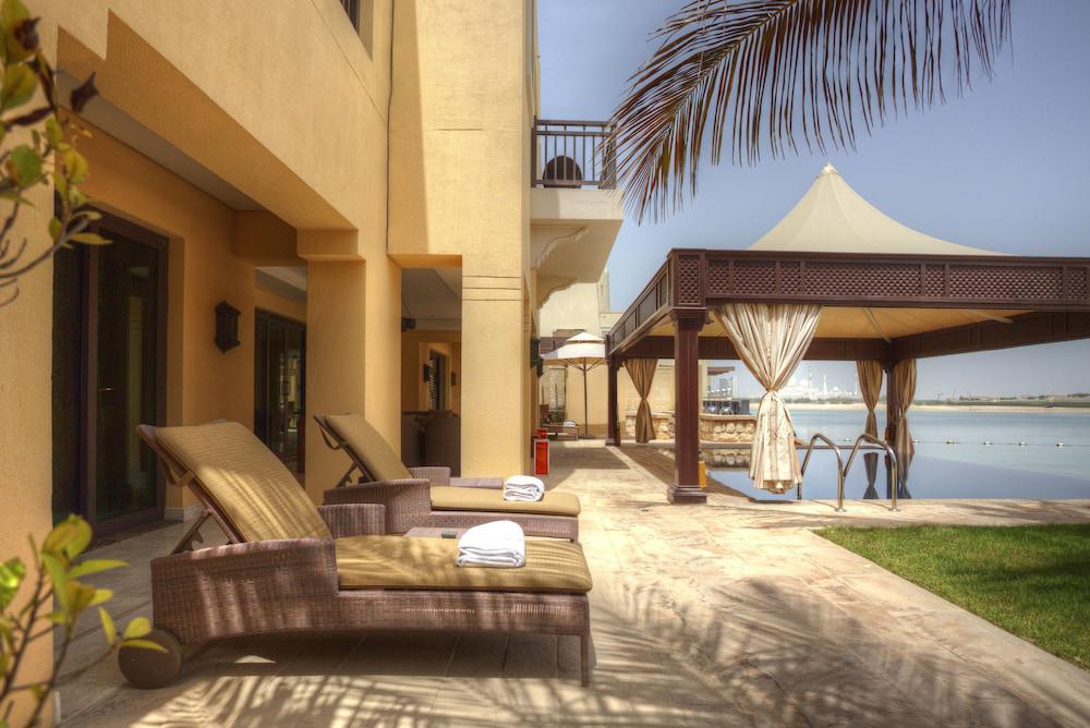 Shangri La Qaryat Al Beri