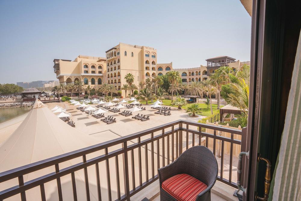 Shangri La Qaryat Al Beri
